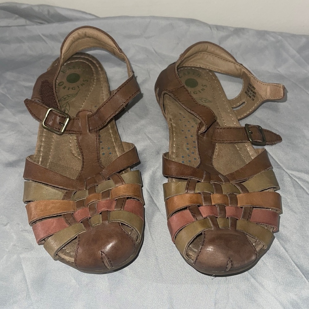 Earth origins comfort sandals size 7 excellent condition